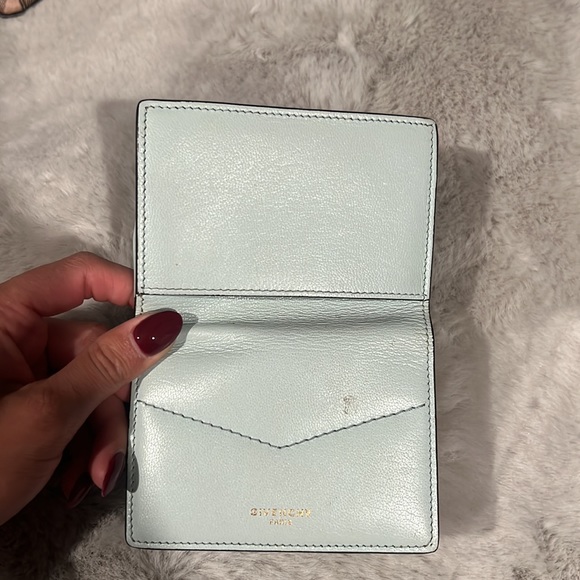Givenchy Wallet - Picture 4 of 5